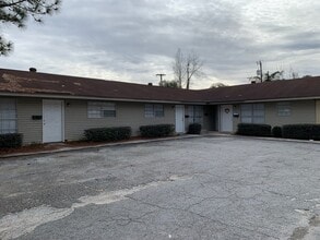 Building Photo - Camellia Cove