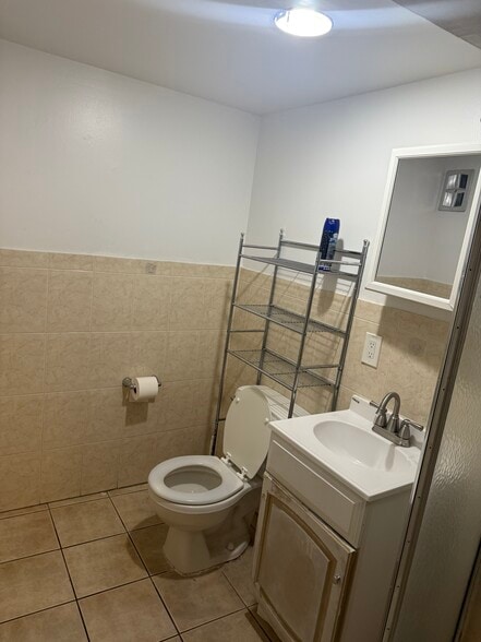 Building Photo - 225 Travis Ave