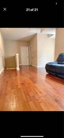 Building Photo - 2356 N Park Ave