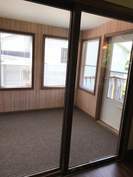 Building Photo - 3224 29th Ct S