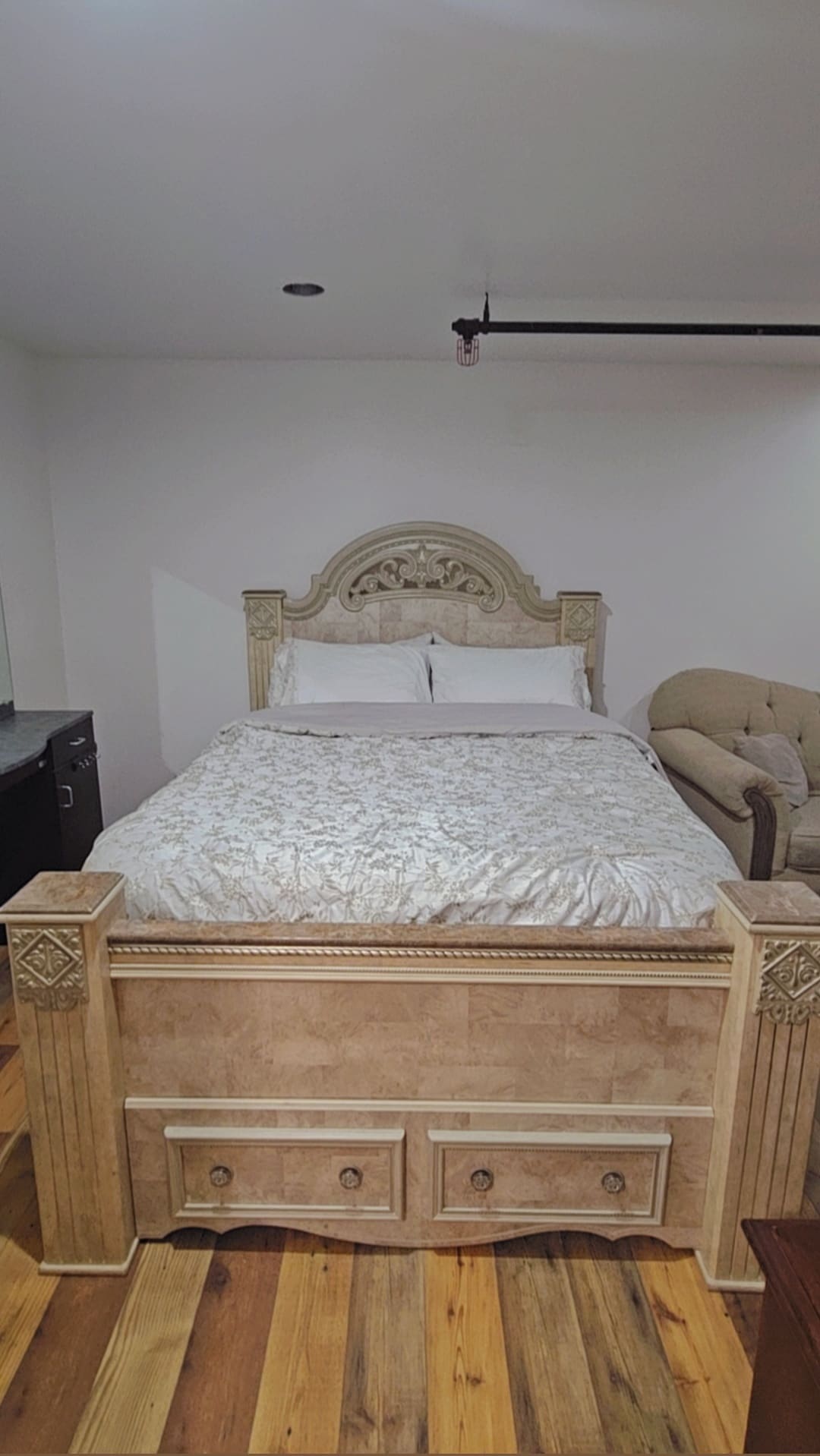 Building Photo - 317 W Fayette St