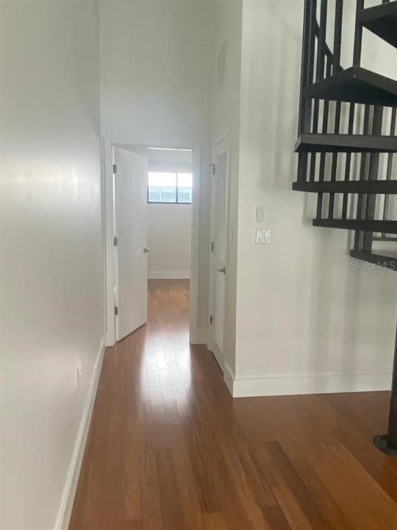 Building Photo - 350 S Osceola Ave