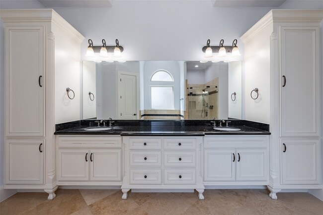 Building Photo - 12955 Lake Parc Bend Drive