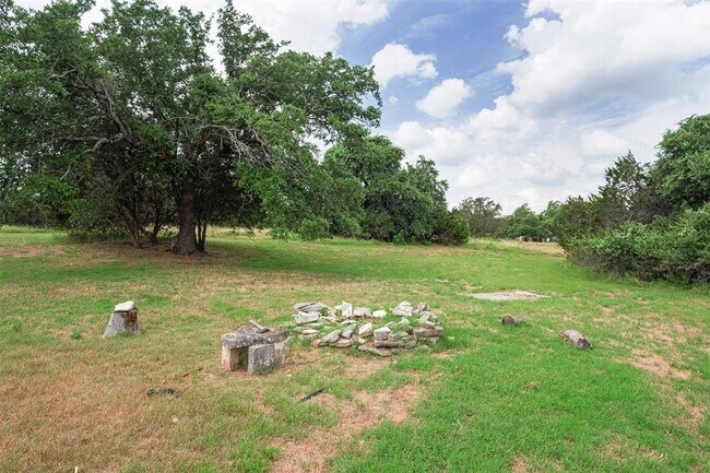 Building Photo - 6618 Cherrywood Ln