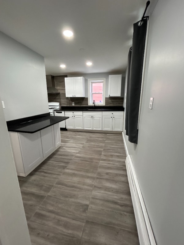 Building Photo - 115 Grant Ave