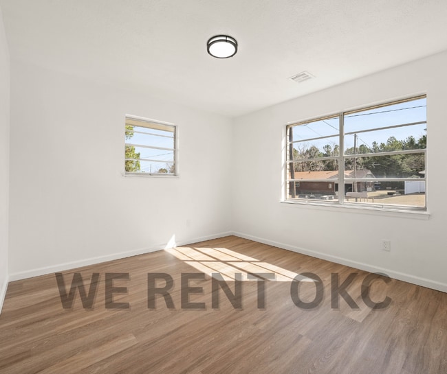 Building Photo - 16391 Lynn St