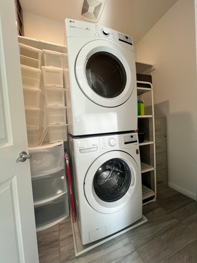 Building Photo - 24157 Amaranth Loop