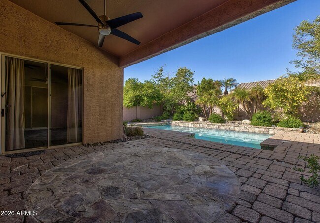 Building Photo - 7252 E Whistling Wind Way