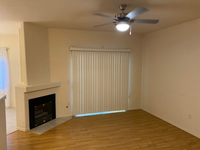 Building Photo - SE!!! Gated!! 2 Bedroom 1st Floor with Bal...