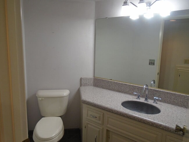 Building Photo - GATED COMMUNITY !!! MOVE IN SPECIAL!! $299...