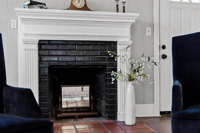 Building Photo - 1310 W Morton St