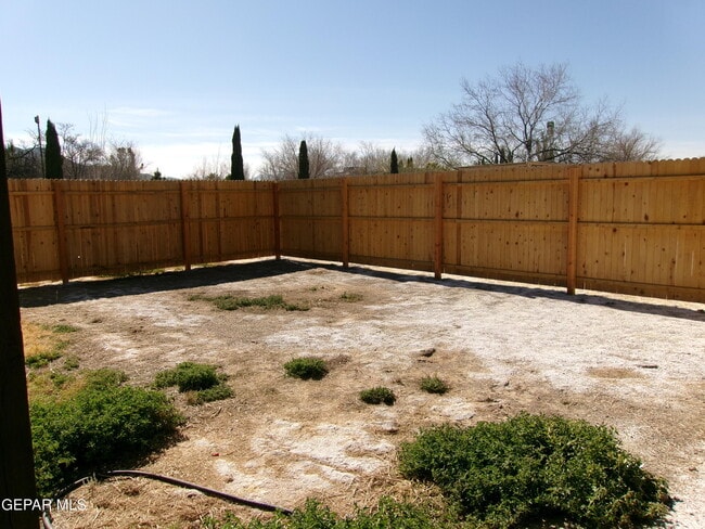 Building Photo - 3933 Emory Rd