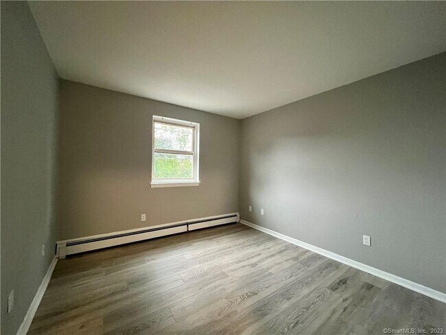 Building Photo - 85 Union Ave