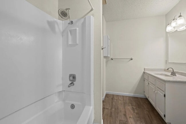 Building Photo - 85 E Caldwood Dr