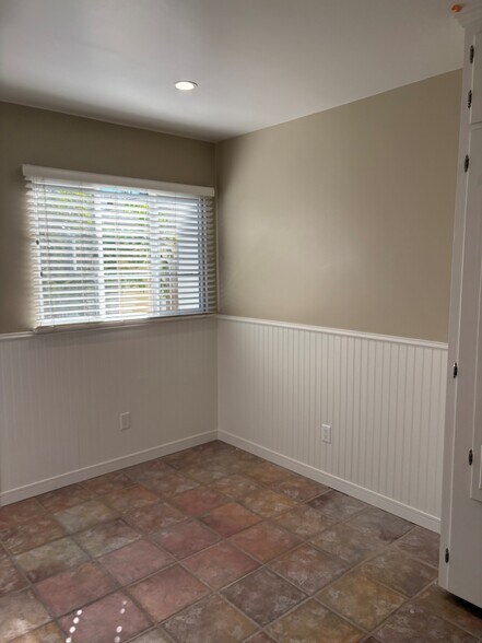 Building Photo - 923 18th St