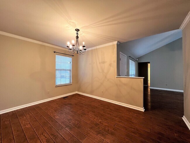 Building Photo - 10025 Highgate Cir