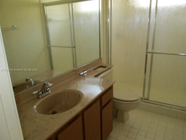 Building Photo - 2 bedroom in North miami Beach FL 33179