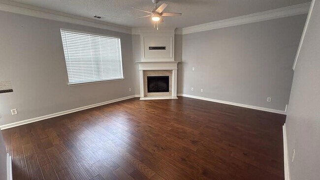 Building Photo - 387 Weatherstone Pl