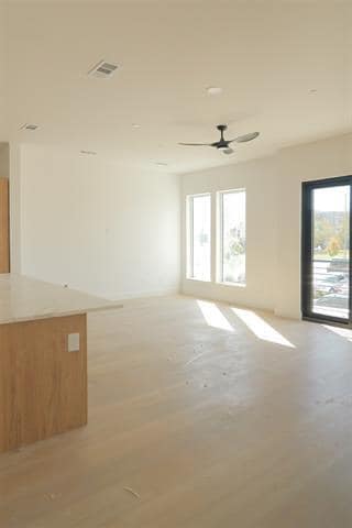 Building Photo - 4200 Munger Ave