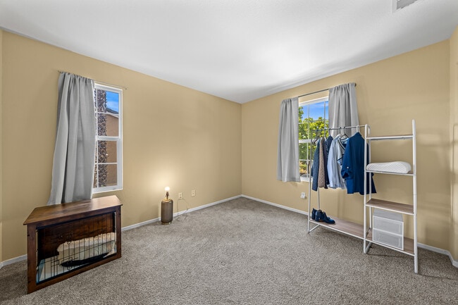 Building Photo - 1732 Wolf Canyon Loop