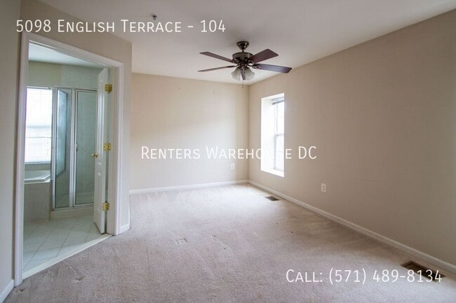 Building Photo - 5098 English Terrace