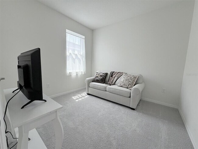Building Photo - 5553 NW 40th Loop