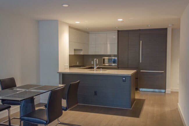 Building Photo - 1Bd/1Ba Seattle Condo
