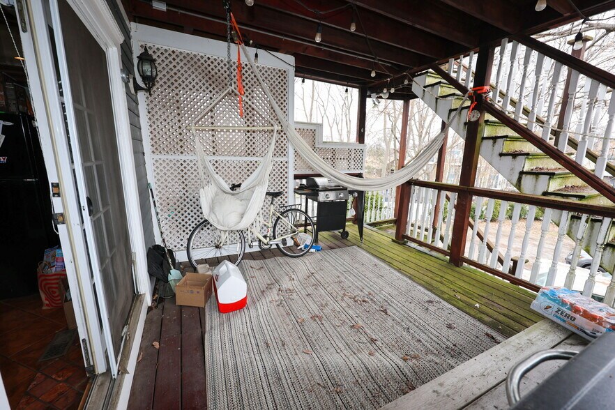 Building Photo - 127 Nonantum St