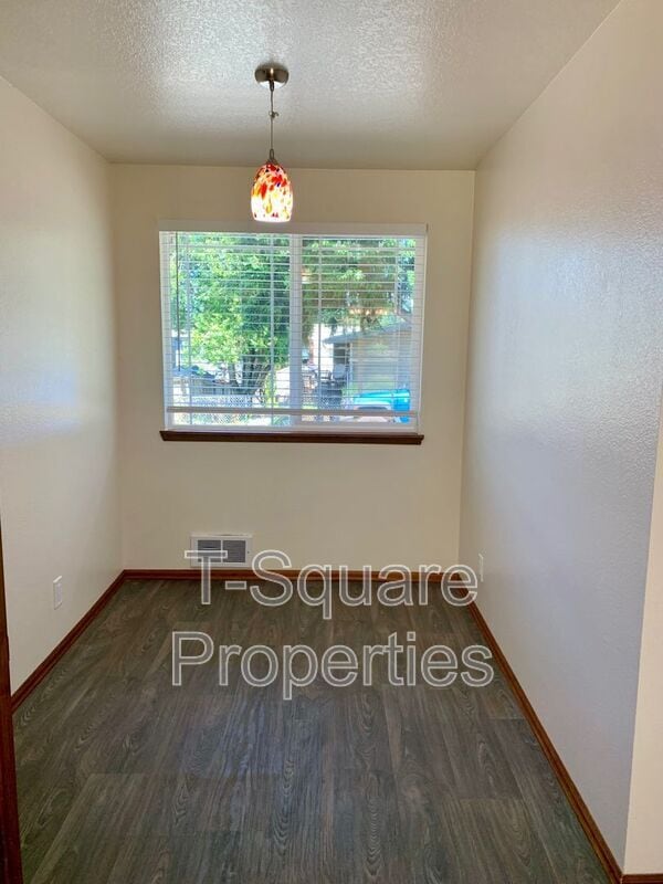 Building Photo - 3626 Shelby Rd
