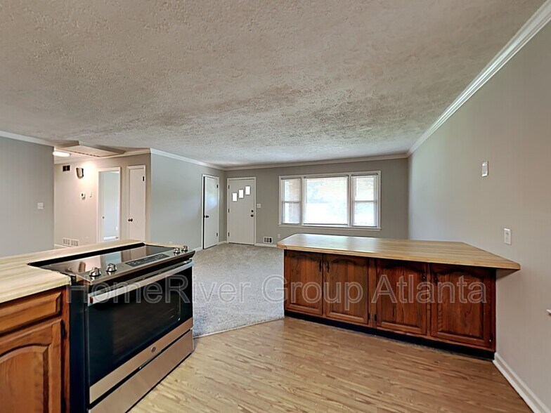Building Photo - 3820 Tommy Dr