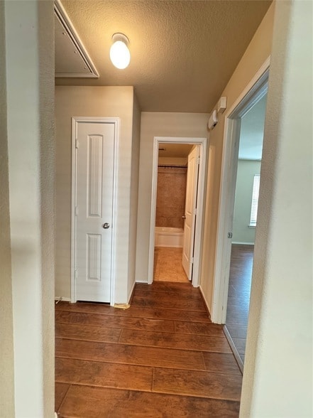 Building Photo - 2860 Houston Wood Dr