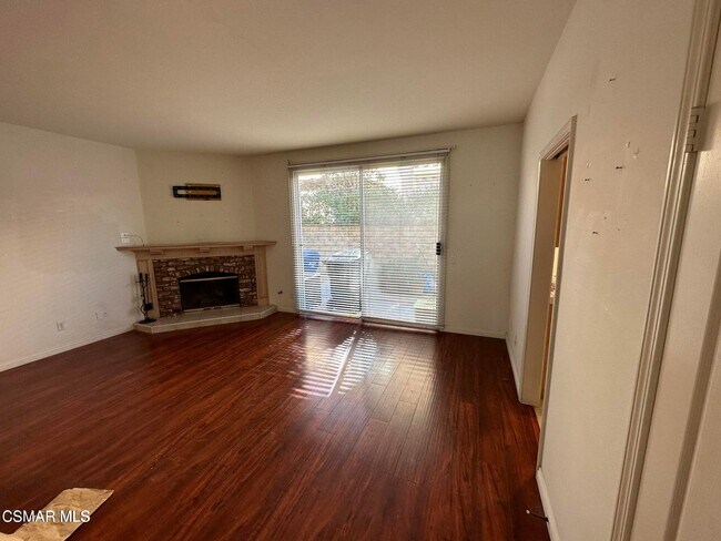 Building Photo - 1628 Glider Ct