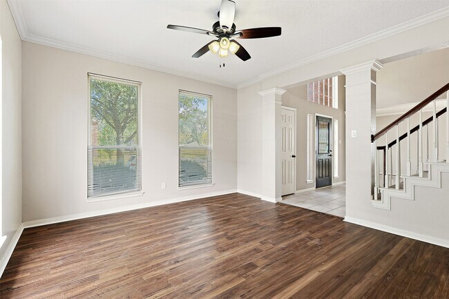 Building Photo - 15403 Redbud Leaf Ln