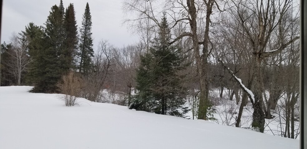 Building Photo - 1596 Schmidt Rd