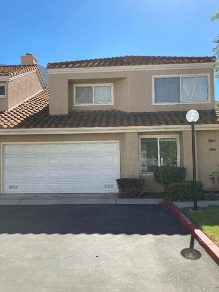 Building Photo - 7030 Paseo Encantada