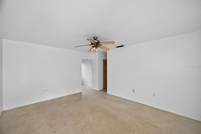 Building Photo - 2248 Browning St