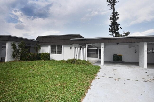 Building Photo - 3961 Ashwood Ln