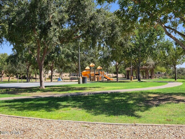 Building Photo - 13426 W Jacobson Dr