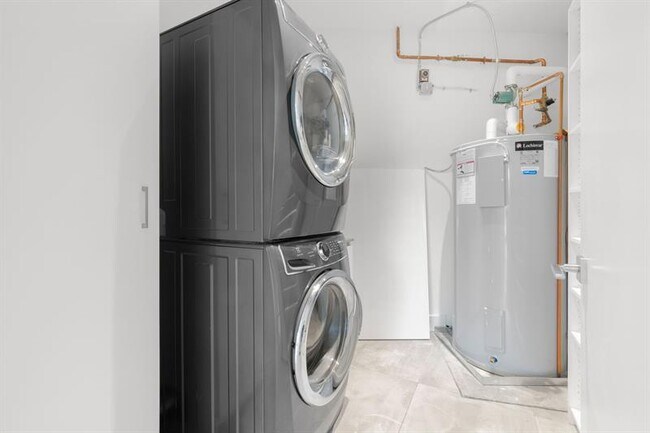 Building Photo - 701 N Fort Lauderdale Beach Blvd