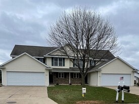 Building Photo - 2034 River Point Ct