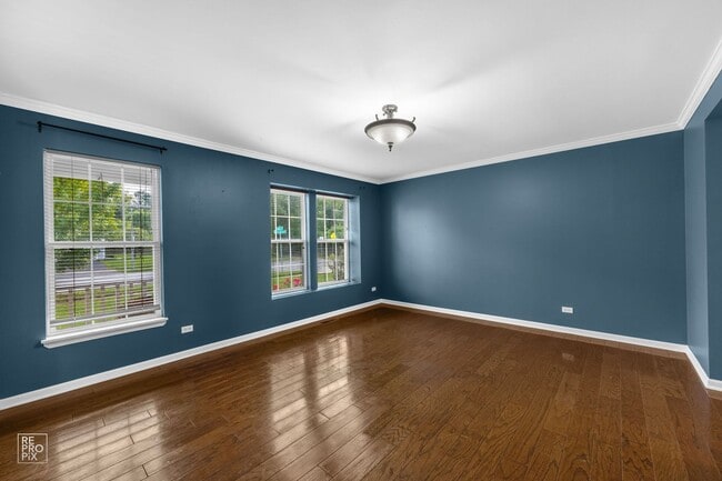 Building Photo - Aurora Four Bedroom Home with Fenced Yard ...