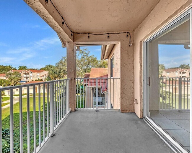 Building Photo - 15770 SW 106th Terrace