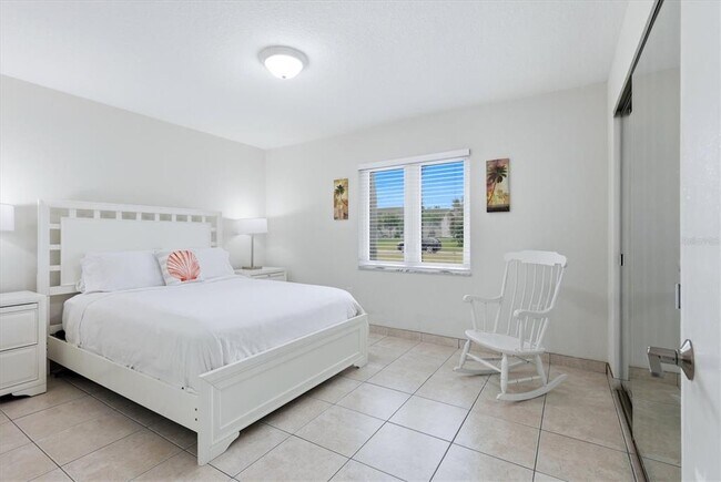 Building Photo - 6309 Flamingo Dr