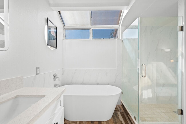 Building Photo - 1519 Walnut Ave