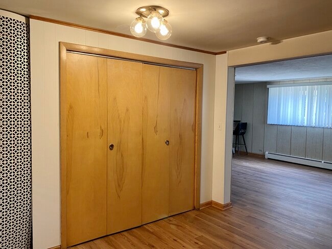 Building Photo - 4520 Thatcher Ave