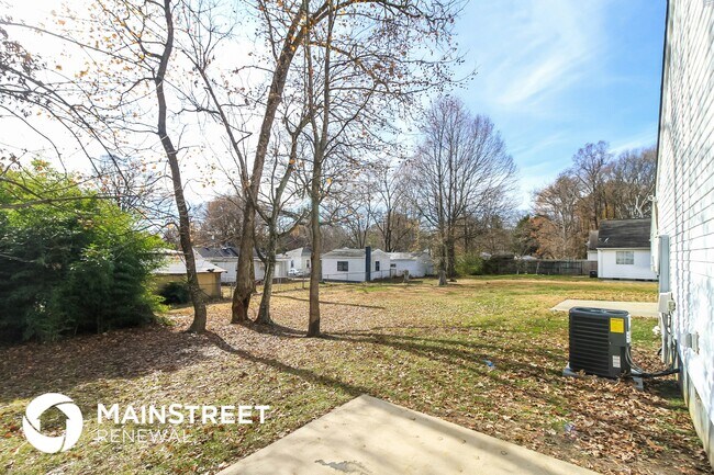 Building Photo - 1719 Hertford St