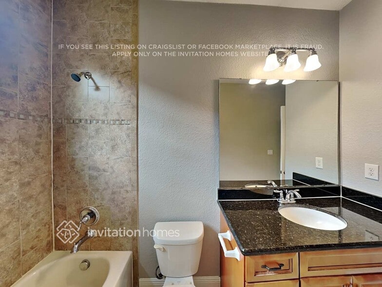 Building Photo - 550 Hibiscus Cove Dr