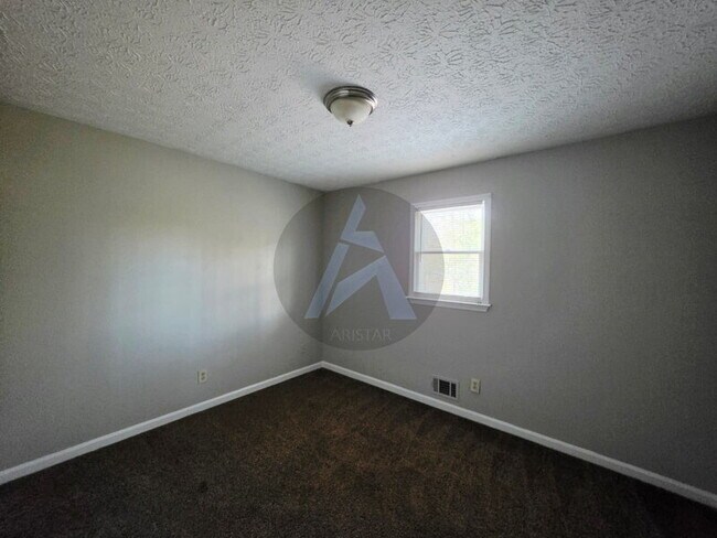 Building Photo - 1836 Potomac Pl