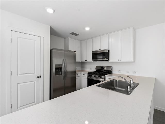 Building Photo - 12112 Steeplechase Dr