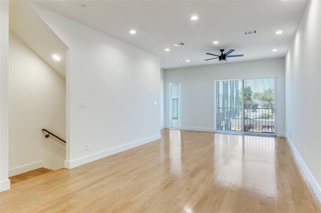 Building Photo - 4517 Munger Ave